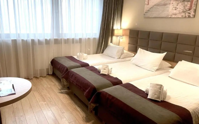 CONRAD Comfort Hotel****