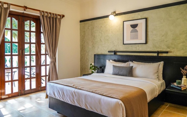 Bellflower Alidia Beach Resort