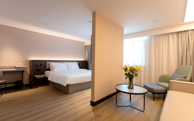 HanTing Hotel (Cangzhou Central Hospital Huabei Commercial Building)