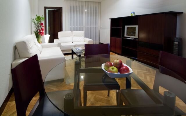 Apartamentos Mendebaldea Suites