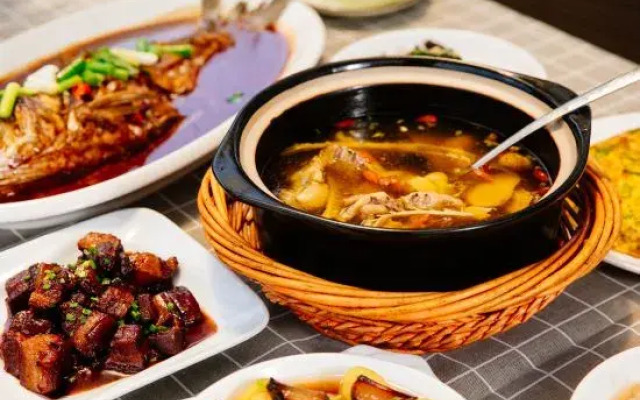 Mogan Mountain · Suzhou Style Garden Hostel