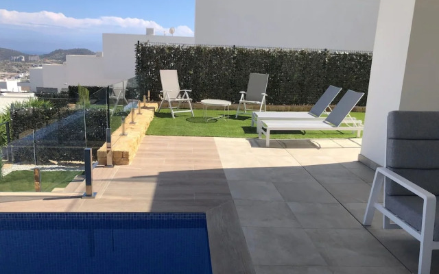 Spacious Villa With Private Pool in Finestrat