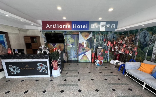 Arthome Hotel
