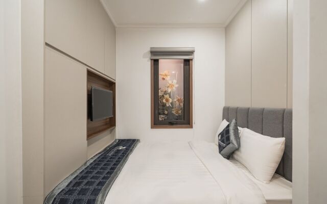 Narcissus 2 Hotel & Apartment