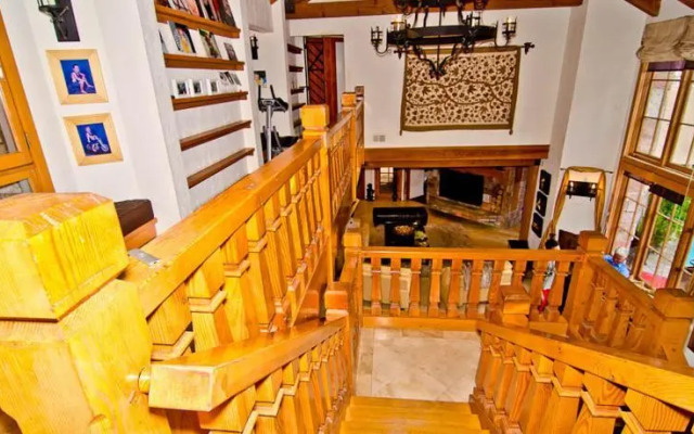 Chandler Estates Euro Castle