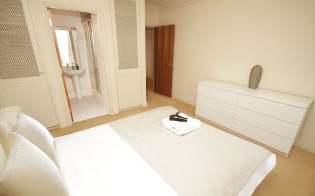 St Stephens Green Apartment