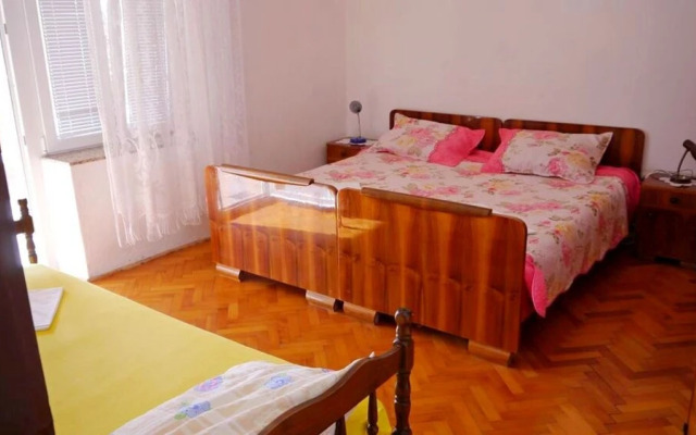 Cozy Apartment With sea View and one Bedroom