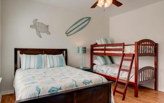 Wave Louder - 105 Spanish Ct
