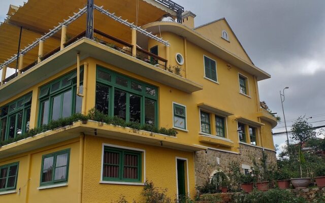 Khu Vuon Hoang Gia Coffee & Homestay