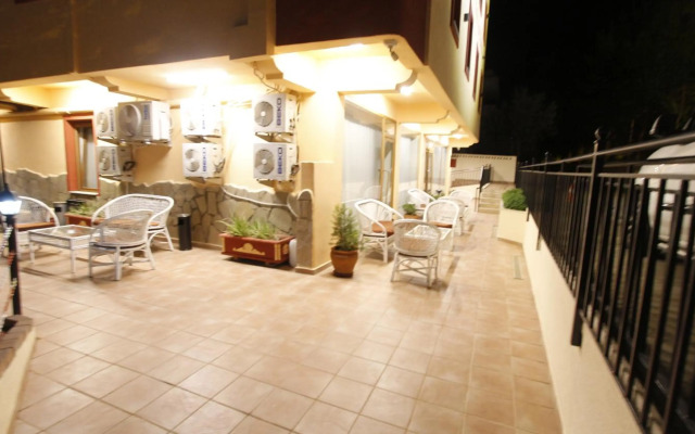 Hotel Ave Maria
