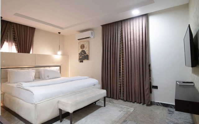 Yanna Apartments By Khaliques