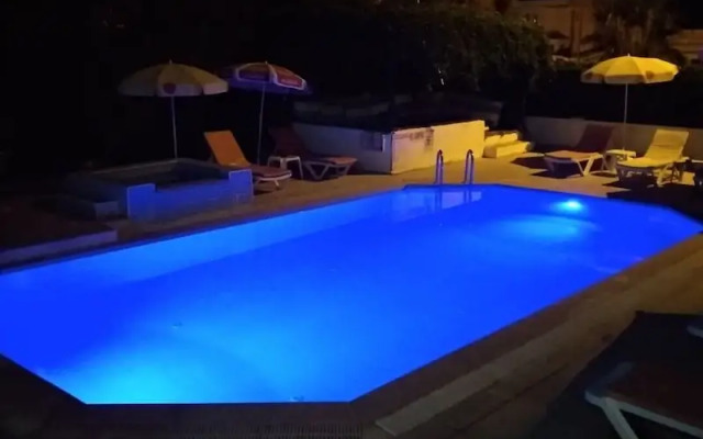 Paddys Apartments Ovacık
