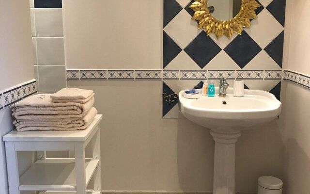 Sans Souci Bed and Breakfast with Restaurant