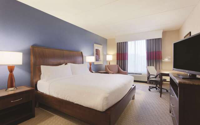 Hilton Garden Inn Falls Church