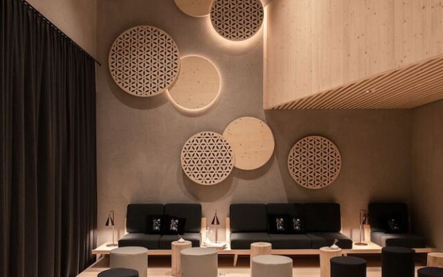 Amrai Suites