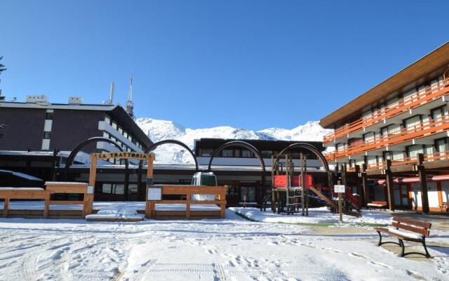 Appartement Les Menuires, 1 pièce, 4 personnes - FR-1-452-233