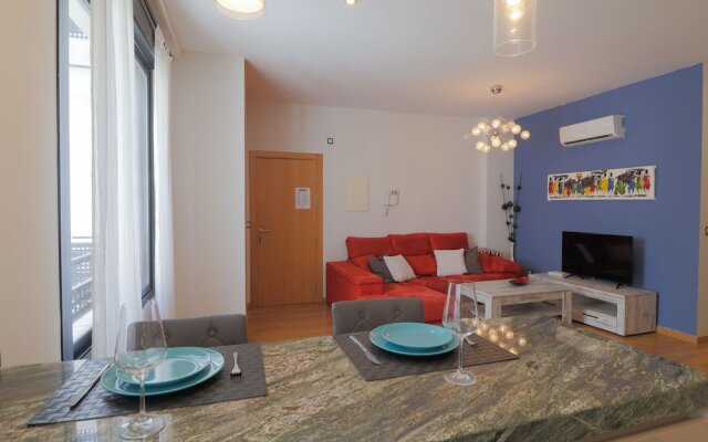 Grand Apartment with terrace & Parking by La Recepcion