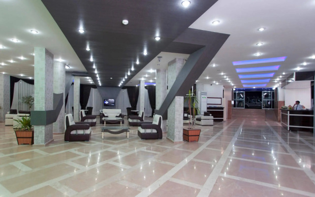 Monte Carlo Hotel - All Inclusive