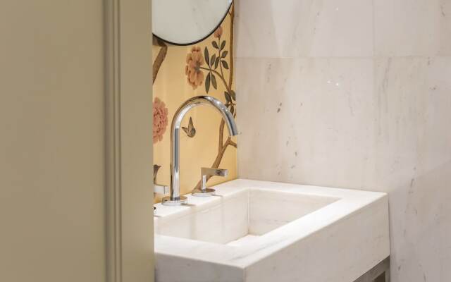 Al Bateen  by Deluxe Holiday Homes