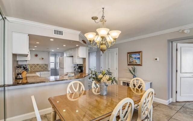 Inlet Reef 516 2 Bedroom Condo by RedAwning