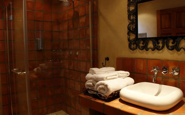 Opikopi Guest House