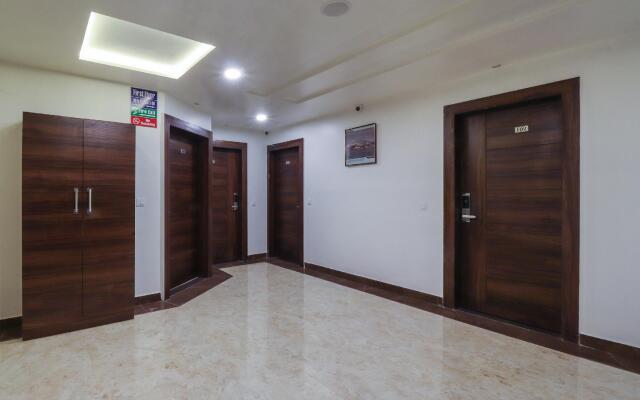 Townhouse 69951 Hotel Skylight