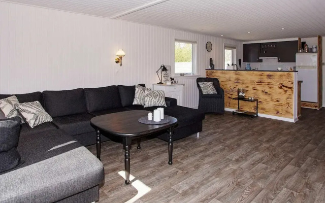 6 Person Holiday Home in Hemmet-by Traum
