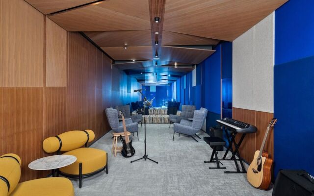 Sonder by Marriott Bonvoy Battery Park Apartments Financial District