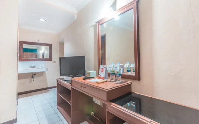 OYO 1383 Taman Cibinong 2