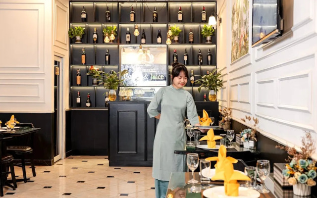 Hanoi Elpis Hotel & Spa