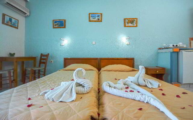Anna Apartments