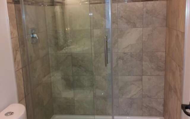 Harvelle House Bed & Breakfast