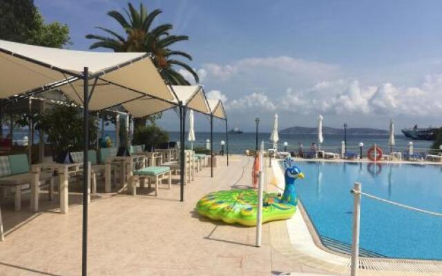 Vournelis Hotel