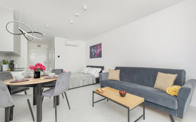 Beautiful Sea&lake Studio by Renters