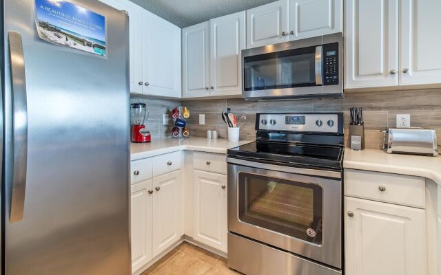 Majestic Beach Towers 2-2003