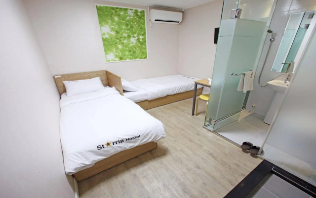Starria Hostel Foreign Guest Only