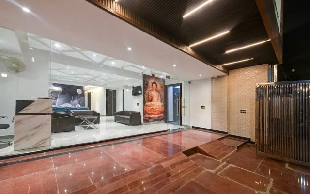 Suite Grand Plaza Noida