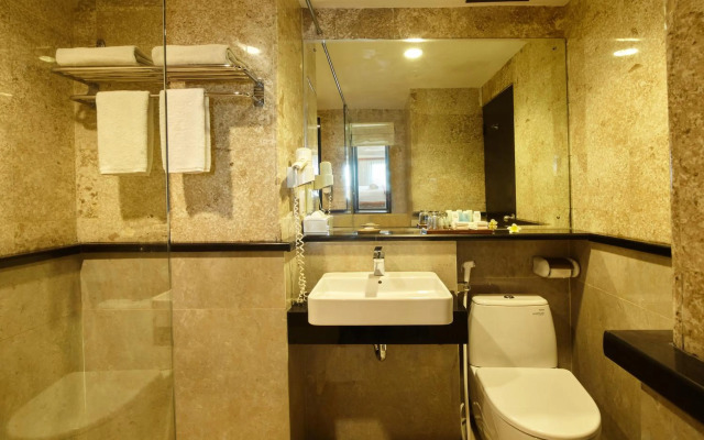 The Lokha Legian Resort & Spa