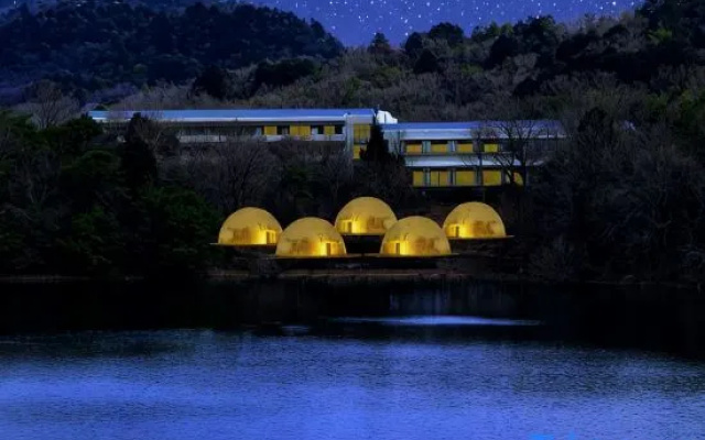 Lake Side Iruka