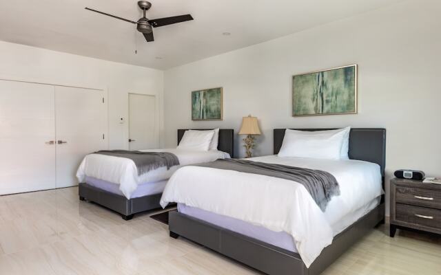 Seascape Hotel