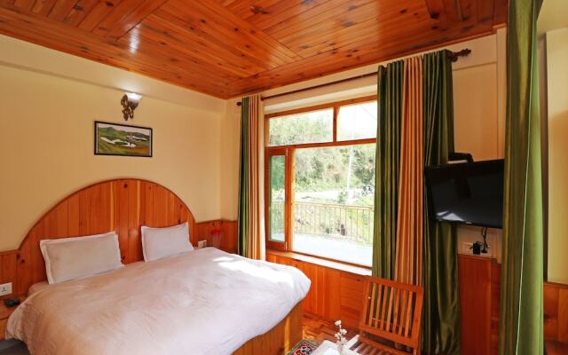 OYO 13715 Home Stay River View Manali