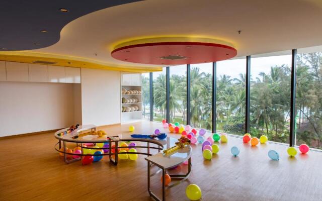 Starcity Hotel & Condotel Beachfront Nha Trang