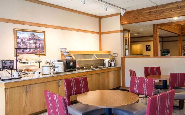 Country Inn & Suites by Radisson, Bend, OR