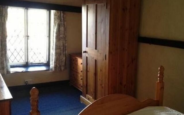 Kings Arms Inn