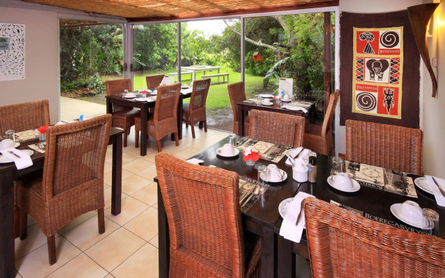 Thatchwood Country Lodge