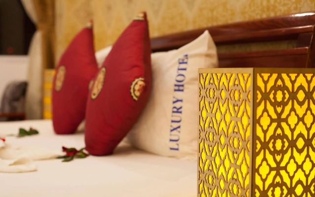 Luxury Hotel