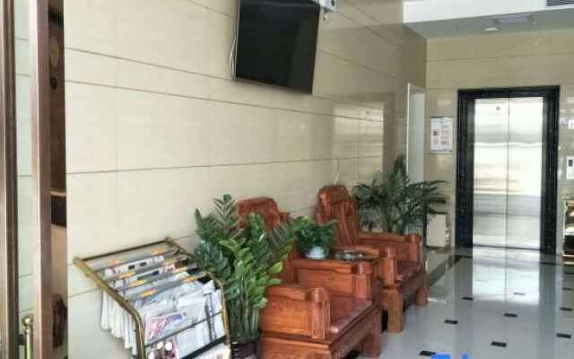 Yucheng Longyue Hotel