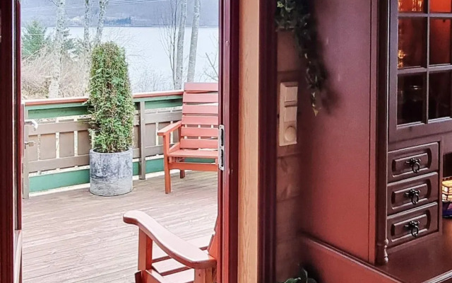 Holiday Home in Hundeidvik