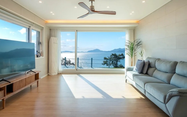 Namhae Mansion Morak