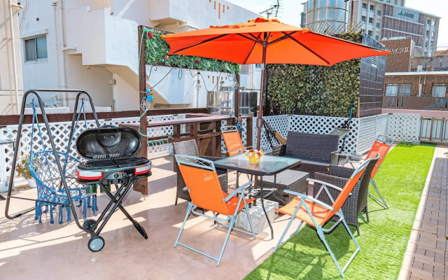 Terrace House Tsubokawa